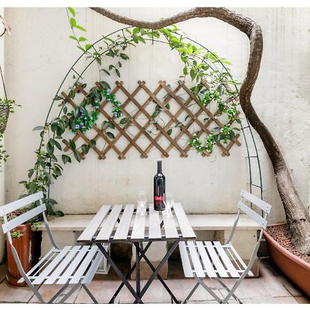 Pied-A-Terre Domusuite Rhome Colosseo Rome Bagian luar foto